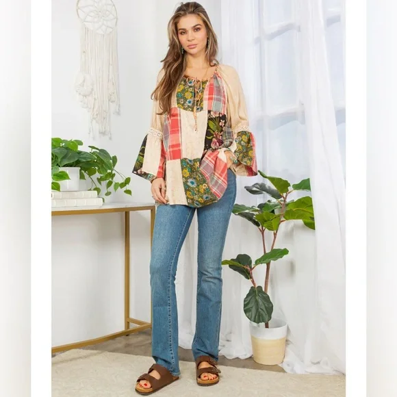 Young Threads Mixed Print Patchwork Boho Floral Tunic Top Latte Size Large NWT - Picture 4 of 9